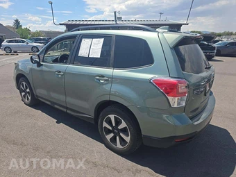 2018 Subaru Forester 2.5i Premium - miniatura 2