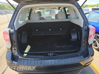2018 Subaru Forester 2.5i Premium – miniatura 16