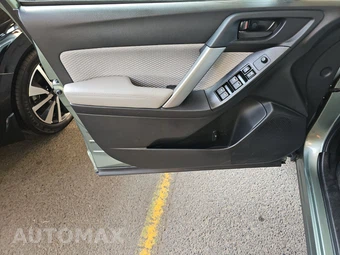 2018 Subaru Forester 2.5i Premium – miniatura 9