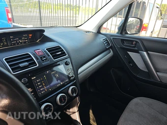 2018 Subaru Forester 2.5i Premium – miniatura 11