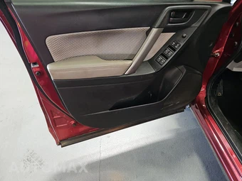 2018 Subaru Forester 2.5i Premium – miniatura 9