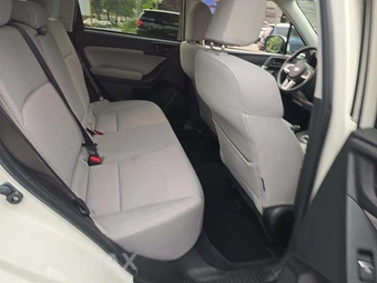 2018 Subaru Forester 2.5i Premium – miniatura 16