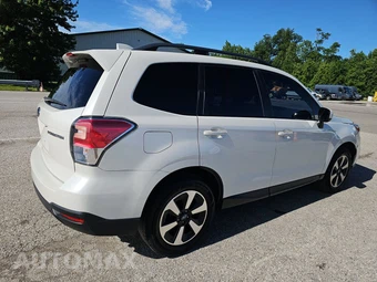 2018 Subaru Forester 2.5i Premium – miniatura 4