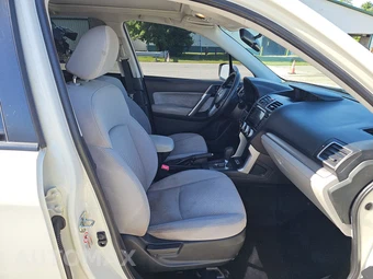 2018 Subaru Forester 2.5i Premium – miniatura 8