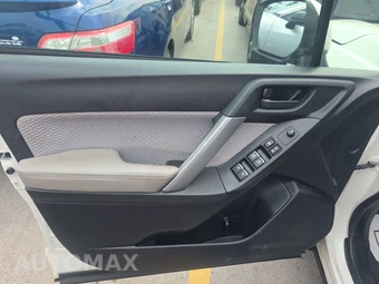 2018 Subaru Forester 2.5i Premium – miniatura 9