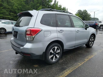 2018 Subaru Forester 2.5i Premium – miniatura 4