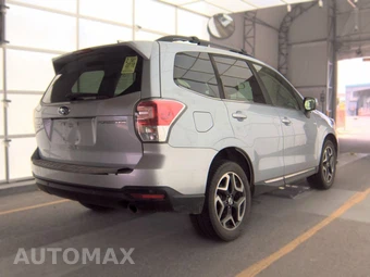 2018 Subaru Forester 2.5i Touring – miniatura 4