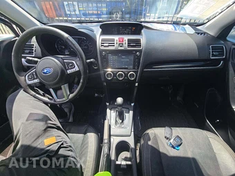 2018 Subaru Forester 2.5i Touring – miniatura 10