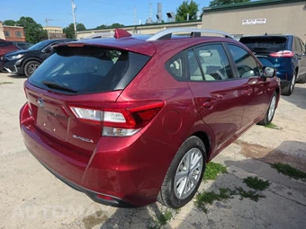 2018 Subaru Impreza 5-Door 2.0i Premium Hatchback - miniatura 4