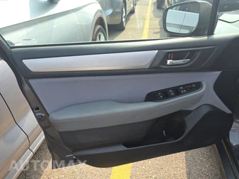2018 Subaru Legacy 2.5i Premium – miniatura 9