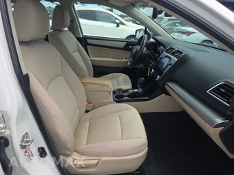 2018 Subaru Legacy 2.5i Premium - miniatura 8