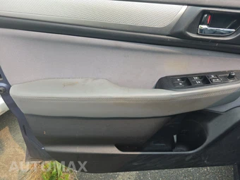 2018 Subaru Legacy 2.5i Premium – miniatura 9