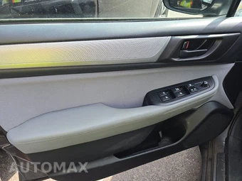 2018 Subaru Outback 2.5i – miniatura 9
