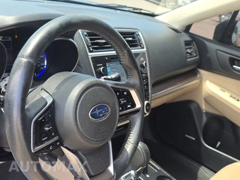 2018 Subaru Outback 2.5i Limited – miniatura 11