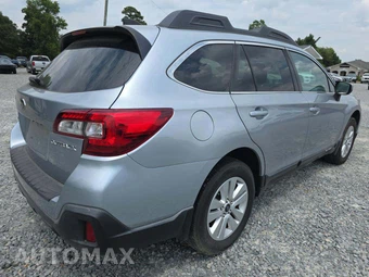 2018 Subaru Outback 2.5i Premium – miniatura 3