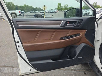 2018 Subaru Outback 3.6R Touring – miniatura 9
