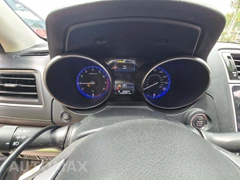 2018 Subaru Outback 3.6R Touring – miniatura 9