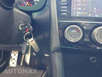 2018 Subaru WRX Premium – miniatura 8
