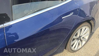2018 Tesla Model 3 Long Range – miniatura 23