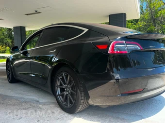 2018 Tesla Model 3 Long Range – miniatura 4