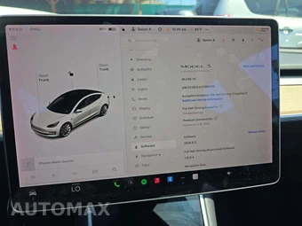 2018 Tesla Model 3 Long Range - miniatura 9