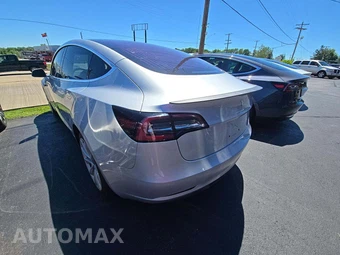 2018 Tesla Model 3 Long Range – miniatura 2