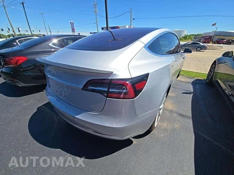 2018 Tesla Model 3 Long Range – miniatura 3