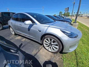 2018 Tesla Model 3 Long Range – miniatura 4