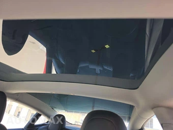 2018 Tesla Model 3 Long Range – miniatura 11