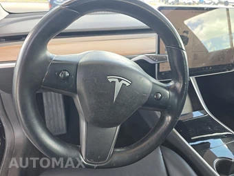 2018 Tesla Model 3 Long Range – miniatura 10