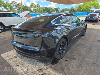 2018 Tesla Model 3 Long Range – miniatura 4