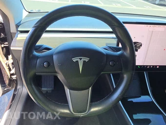 2018 Tesla Model 3 Long Range – miniatura 10