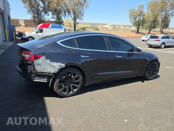 2018 Tesla Model 3 Long Range – miniatura 4