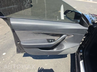2018 Tesla Model 3 Long Range – miniatura 9