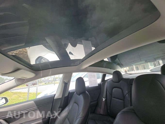 2018 Tesla Model 3 Long Range – miniatura 11