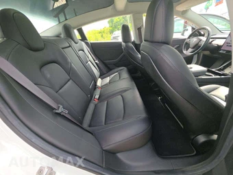 2018 Tesla Model 3 Long Range – miniatura 17