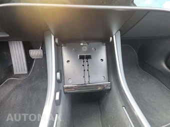 2018 Tesla Model 3 Long Range – miniatura 25