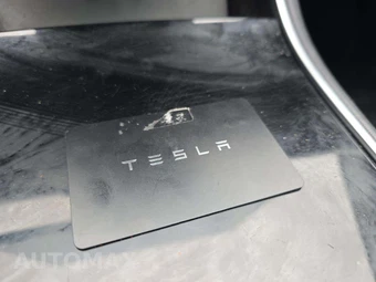 2018 Tesla Model 3 Long Range – miniatura 8