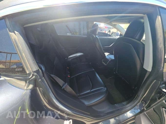 2018 Tesla Model 3 Long Range – miniatura 13