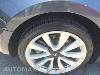 2018 Tesla Model 3 Long Range – miniatura 22