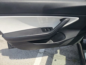 2018 Tesla Model 3 Long Range – miniatura 9