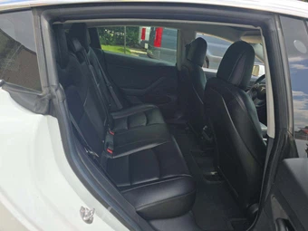 2018 Tesla Model 3 Long Range – miniatura 16