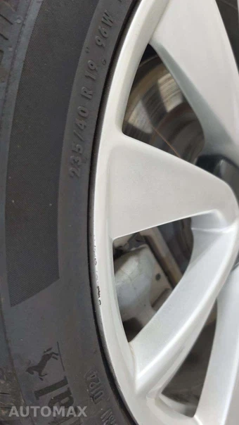 2018 Tesla Model 3 Long Range – miniatura 23
