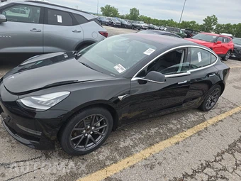 2018 Tesla Model 3 Long Range — samochód z USA z aukcji Manheim, oferta Kup Teraz w AUTOMAX