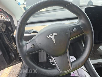 2018 Tesla Model 3 Long Range – miniatura 10