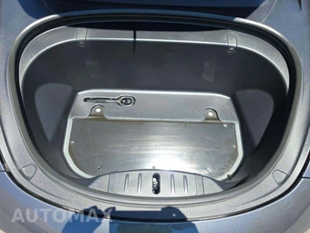 2018 Tesla Model 3 Long Range – miniatura 25