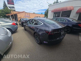 2018 Tesla Model 3 Long Range – miniatura 2