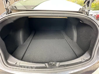 2018 Tesla Model 3 Long Range – miniatura 15