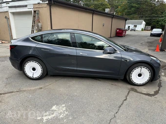 2018 Tesla Model 3 Long Range – miniatura 4