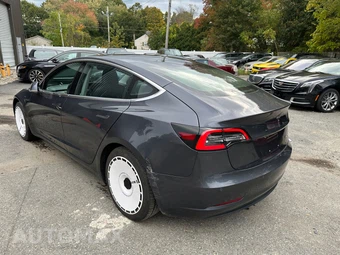 2018 Tesla Model 3 Long Range – miniatura 7